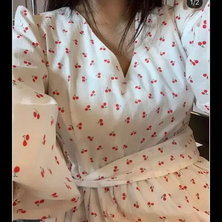 [BUNJANG] Kimsapperal Cherry Dress / Kimsapperal 킴스어패럴 체리 원피스