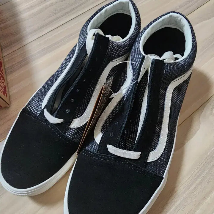 [BUNJANG] Vans Old Skool Check Black Sneakers (270) / 반스올드스쿨체크블랙반스신발스니커즈운동화270
