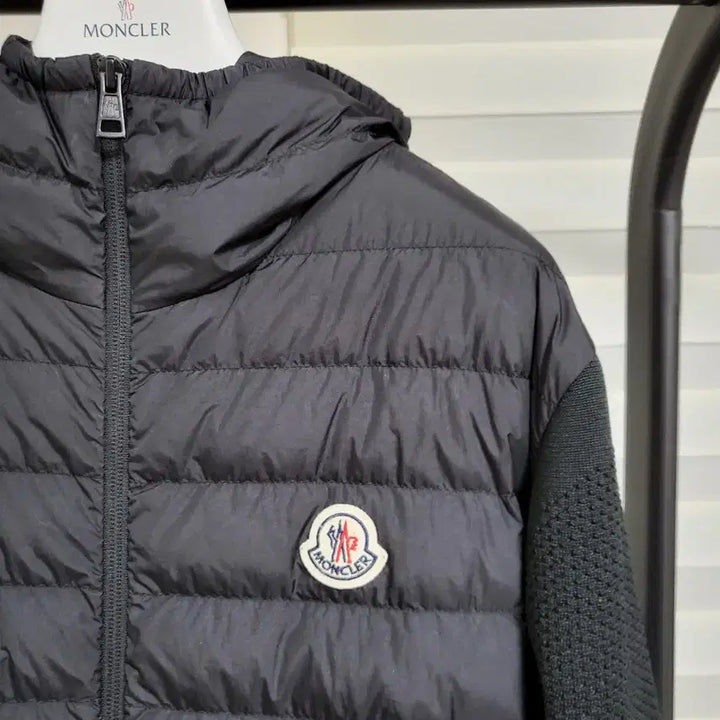[SOLD OUT] 24SS 몽클레어 트리콧 후드 니트패딩 m