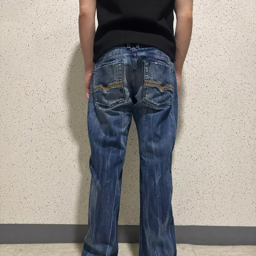 [BUNJANG] (정품)디젤 자티니 부츠컷 플레어 31 / (정품)디젤 자티니 부츠컷 플레어 31