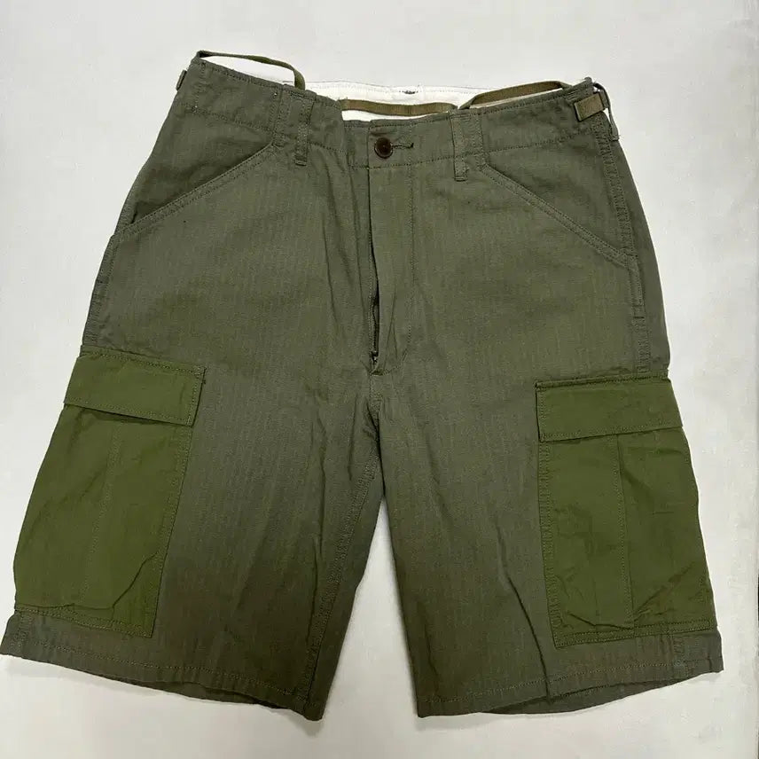 [BUNJANG] Nanamica Cargo Shorts / [30] 나나미카 카고 쇼츠
