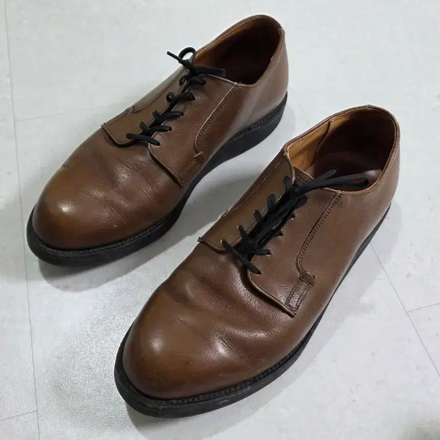 [SOLD OUT] 레드윙 빈티지 포스트맨 9401 브라운 US10.5EE