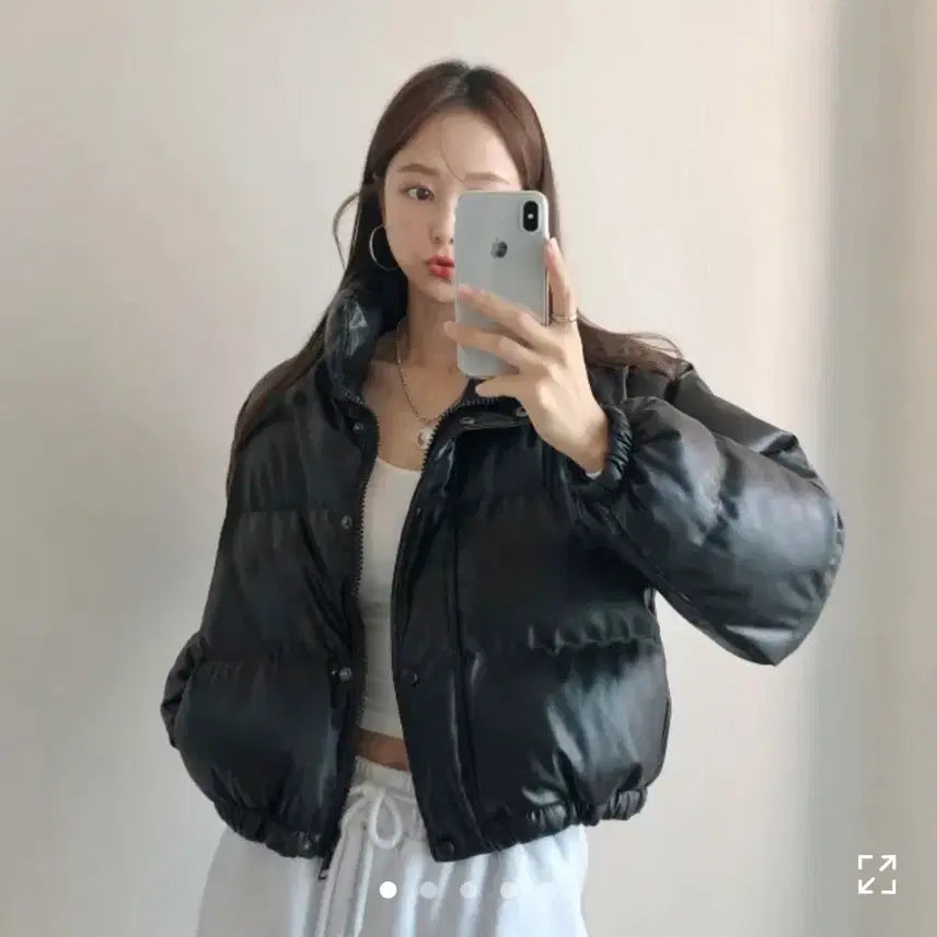 [BUNJANG] Black Leather Cropped Short Padded Jacket / 블랙 레더 크롭 숏패딩 블랙패딩