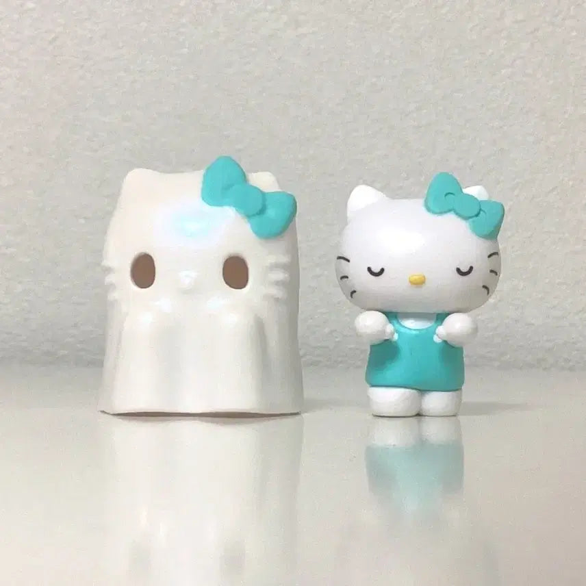 [BUNJANG] Sanrio Characters Ghost Play Figure Mint Hello Kitty Gacha / 산리오 캐릭터 유령 놀이 피규어 민트 헬로키티 가챠