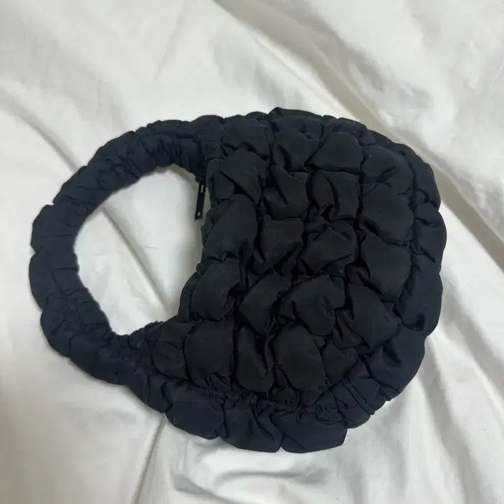 [SOLD OUT] 코스 구름백 마이크로 블랙