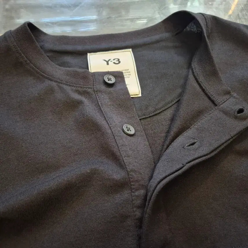 [SOLD OUT] L>Y-3 요지야마모토 클래식 헨리넥 티셔츠