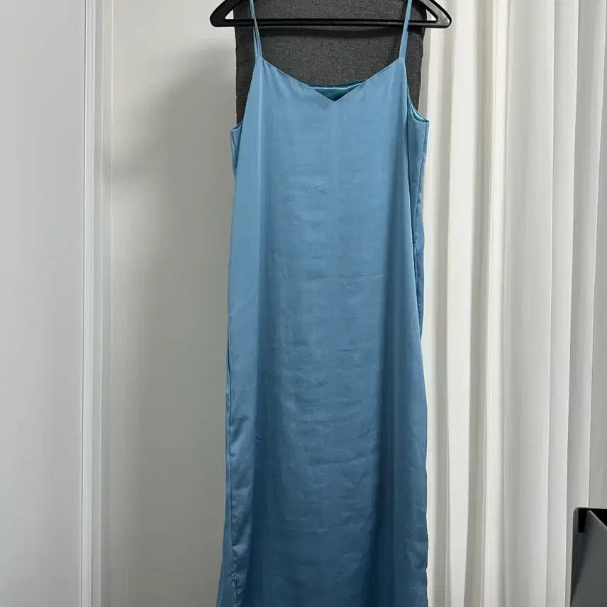 [BUNJANG] Common Unique Sky Blue Slip Dress / 커먼유니크 하늘색 슬립 나시원피스