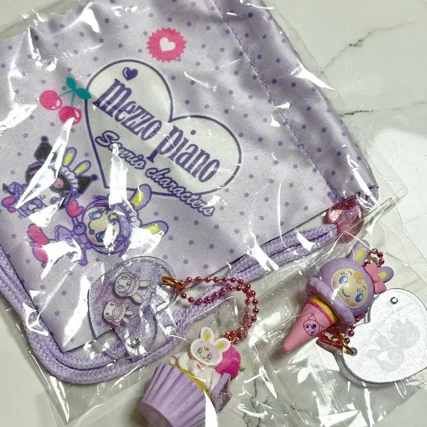 [BUNJANG] Kuromi x Mezzo Piano Collaboration Keychain &amp; Pouch Bundle Set / 쿠로미 메조피아노 세트 일괄