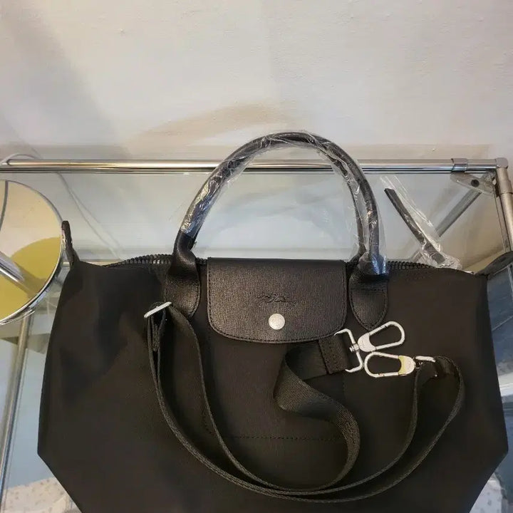 [BUNJANG] Longchamp Le Pliage Neo Small Black Dot Bag / 새싱품)롱샴 르 플리아쥬 네오 스몰 블랙 도트백