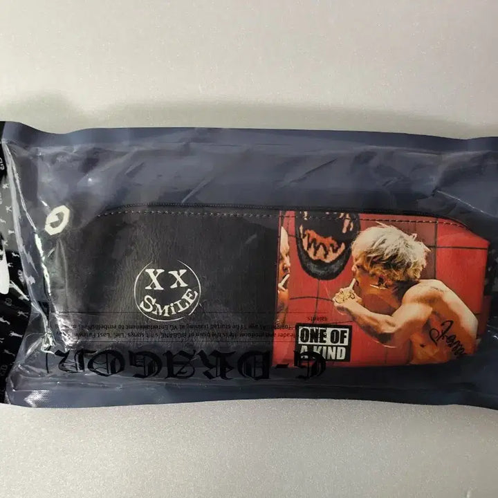 [BUNJANG] BIGBANG GD Round Pencil Case Bundle Set / [미개봉] 빅뱅 GD 원형 필통 2개 일괄