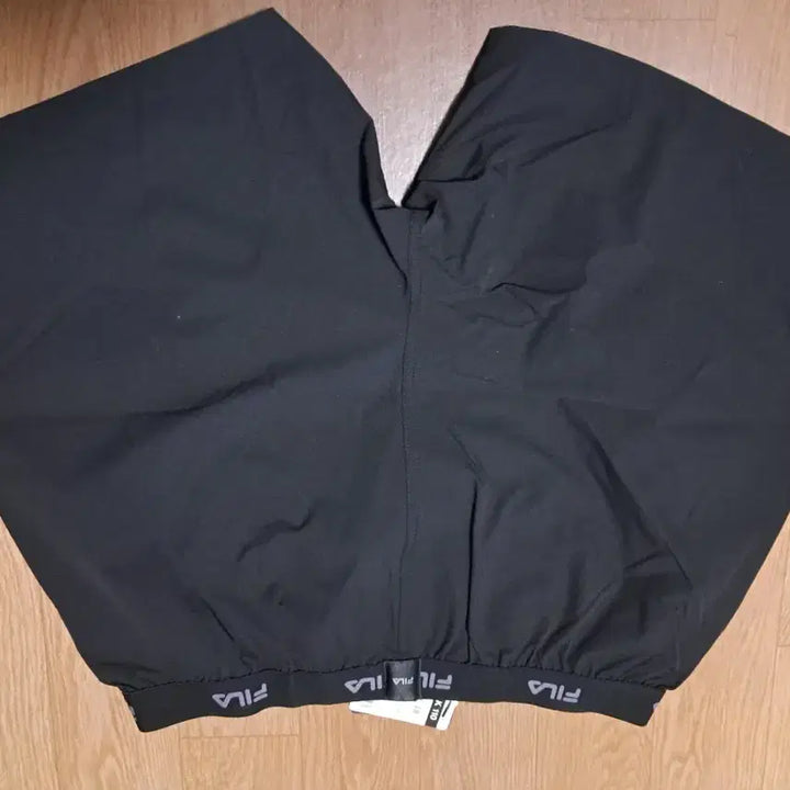 [BUNJANG] Fila Black Logo Band Shorts / 휠라 블랙 반바지 새상품 110
