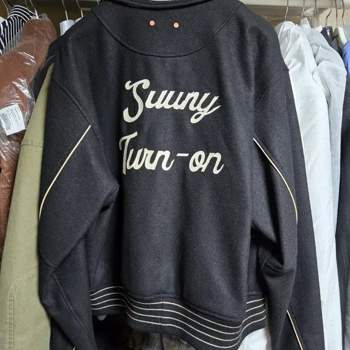[BUNJANG] Andersson Bell Sunny Varsity Jacket L Size / 앤더슨벨 써니 바시티 L사이즈
