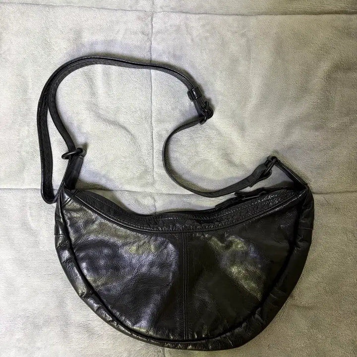 [BUNJANG] Porter Yoshida Leather Half-Moon Boston Bag Black / porter 요시다 포터 레더 반달 보스턴백 블랙