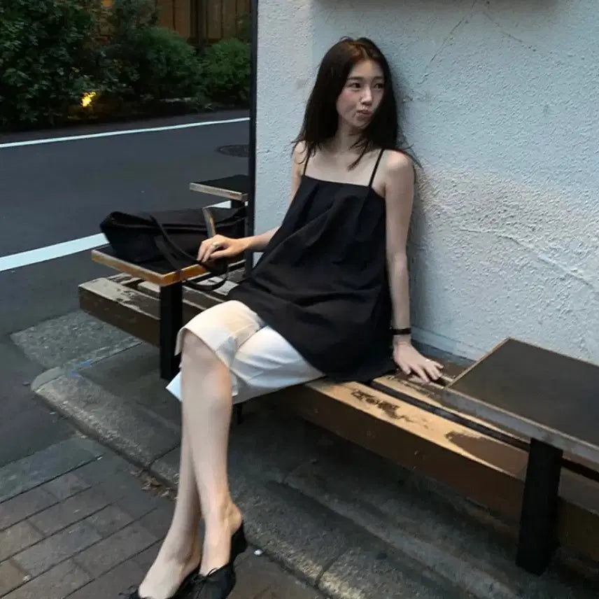 [BUNJANG] Frilly Pintuck Sleeveless Top / 프릴리 핀턱 슬리브리스 탑