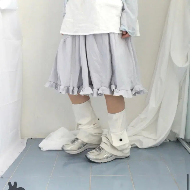 [BUNJANG] Pieuvre Flare Cotton Slit Skirt / 너의빈 플레어 코튼 절개 스커트 치마 소라색 피에브레
