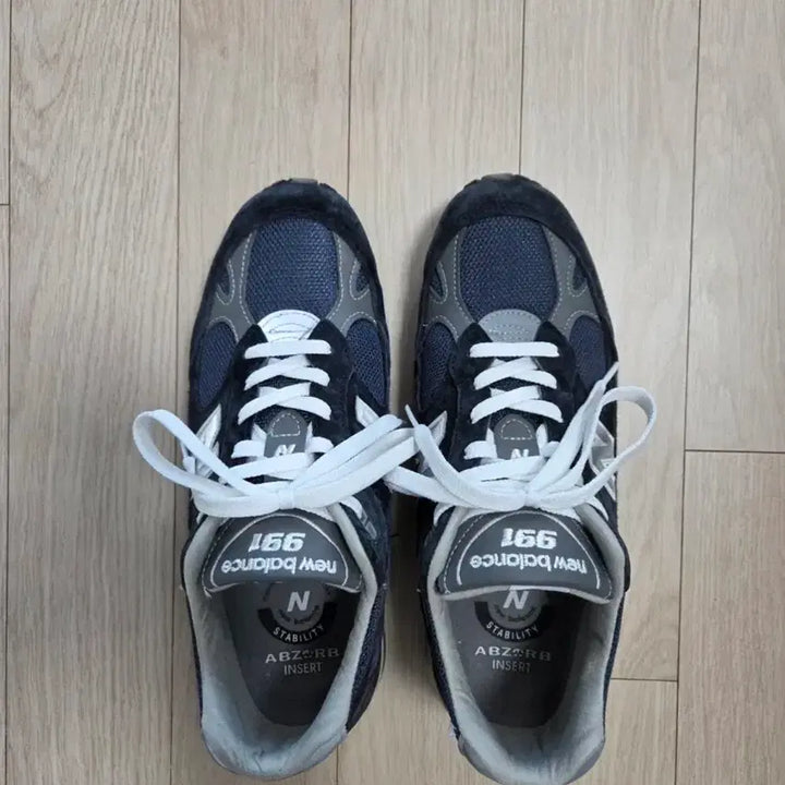 [SOLD OUT] 뉴발란스 991 네이비 265