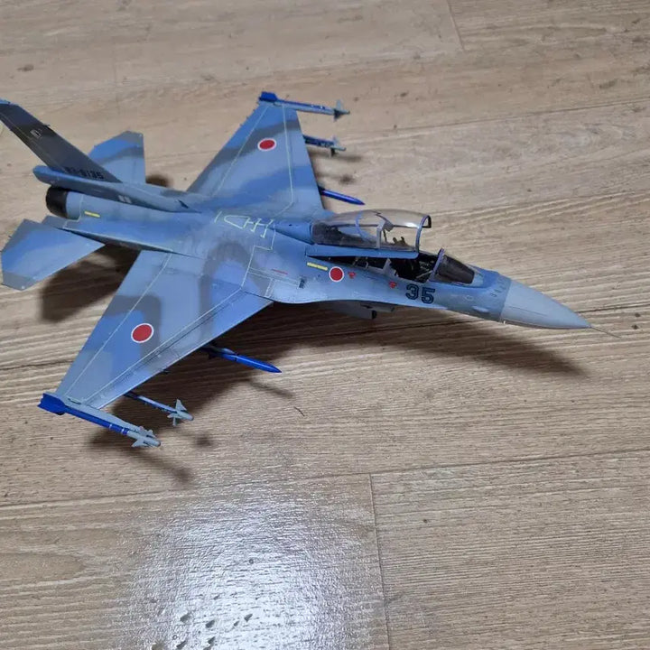 [SOLD OUT] 1/48 하세가와 JASDF 홋카이도 방면 F-2B 수호이 어그레서기