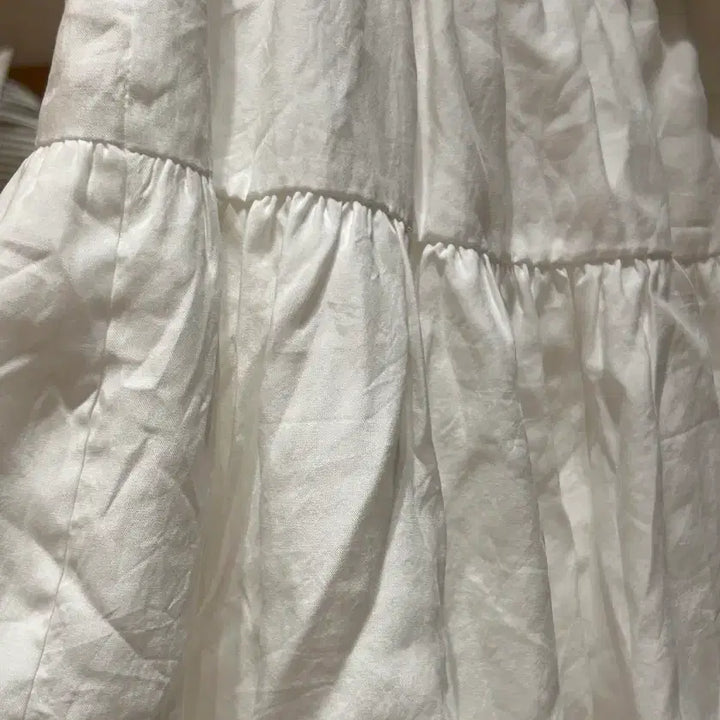 [SOLD OUT] M 사이즈) 르베인 엘라 레이어드 스커트 ella skirt
