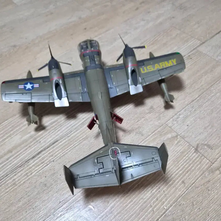 [SOLD OUT] 로덴 1/48 OV-1D 모호크 도색완성품