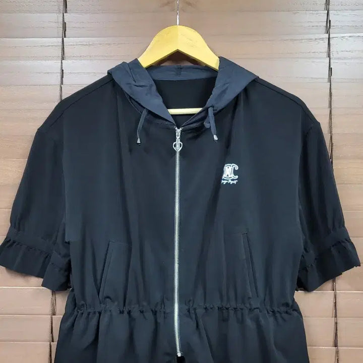 [SOLD OUT] 조이너스 브랜드 블랙 후드 반팔 자켓