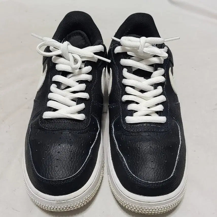 [BUNJANG] Nike Air Force 1 Black Sneakers / 2) 255 나이키 에어포스1