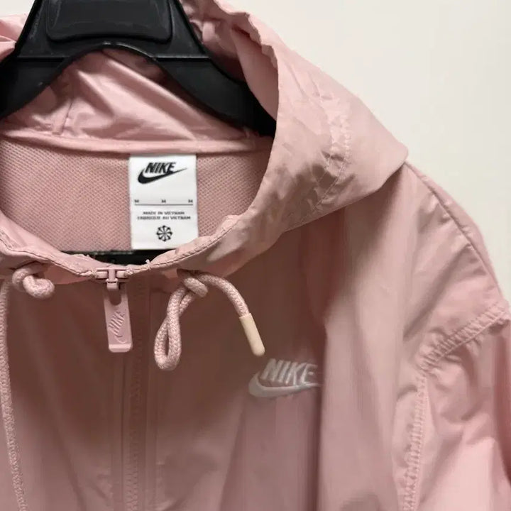 [SOLD OUT] 나이키 핑크 바람막이 자켓