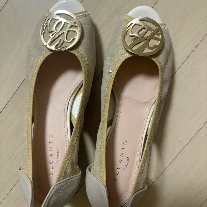 [BUNJANG] Elcanto Beige Mules 240 / 엘칸토 베이지 뮬 240