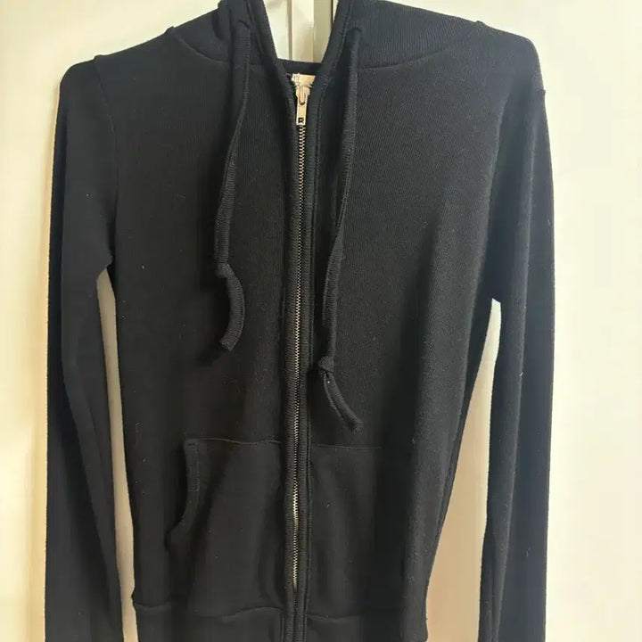 [BUNJANG] Black Hooded Zip-up Sweatshirt / 블랙 후드 집업 새상품