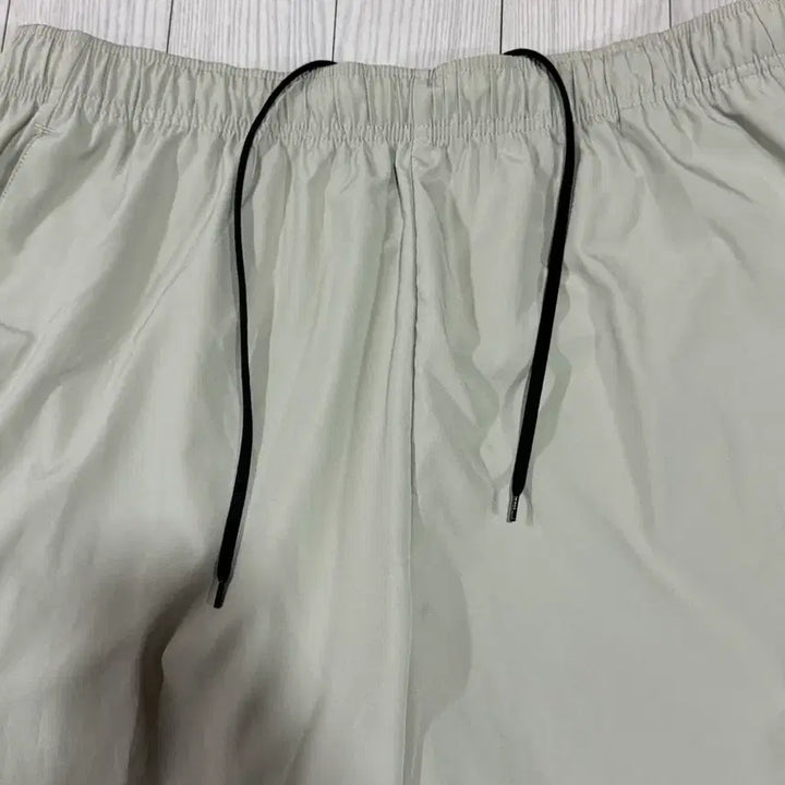 [SOLD OUT] 나이키 트레이닝 반바지 4xl(35~36)상태s 허리밴딩끈 free
