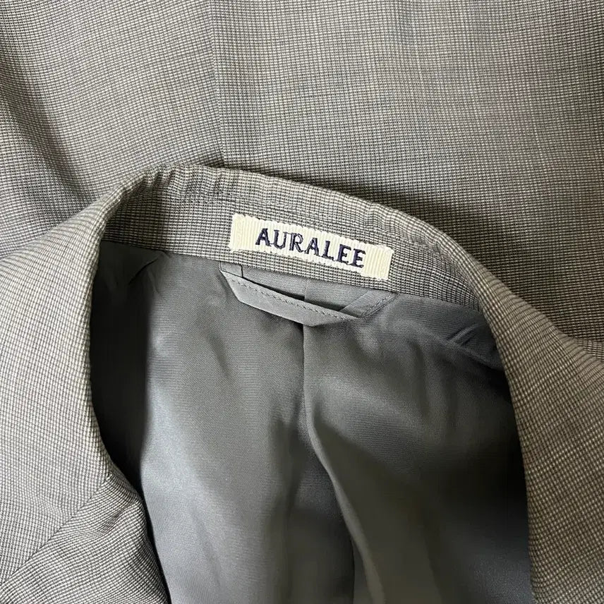 [SOLD OUT] Auralee 오라리 블레이저