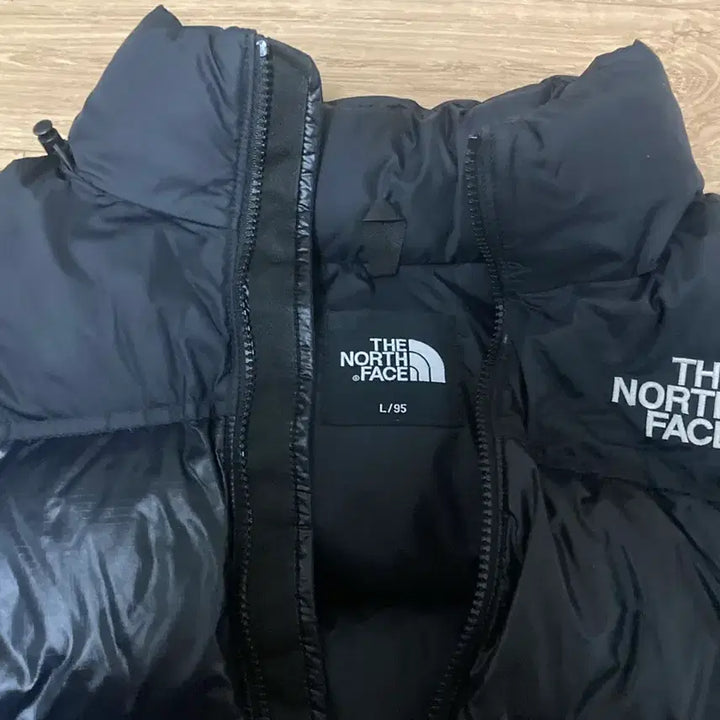 [SOLD OUT] 노스페이스 블랙 숏패딩