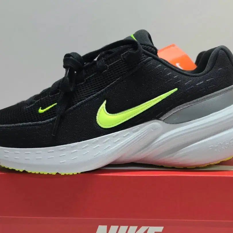 [BUNJANG] Nike Running Shoes (265) / 새상품 나이키 운동화 265