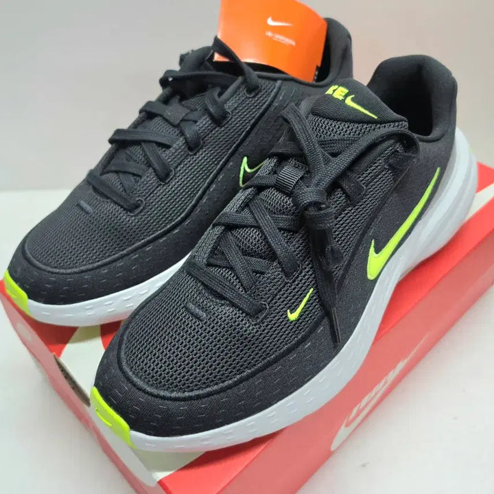 [BUNJANG] Nike Running Shoes (265) / 새상품 나이키 운동화 265