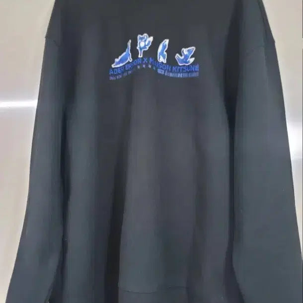 [BUNJANG] Ader Error x Maison Kitsuné Blue Fox Yoga Collaboration Sweatshirt Black / 아더에러 메종키츠네 블루폭스 요가 콜라보 맨투맨 블랙