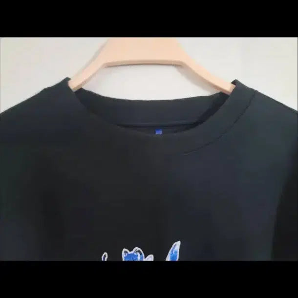 [BUNJANG] Ader Error x Maison Kitsuné Blue Fox Yoga Collaboration Sweatshirt Black / 아더에러 메종키츠네 블루폭스 요가 콜라보 맨투맨 블랙
