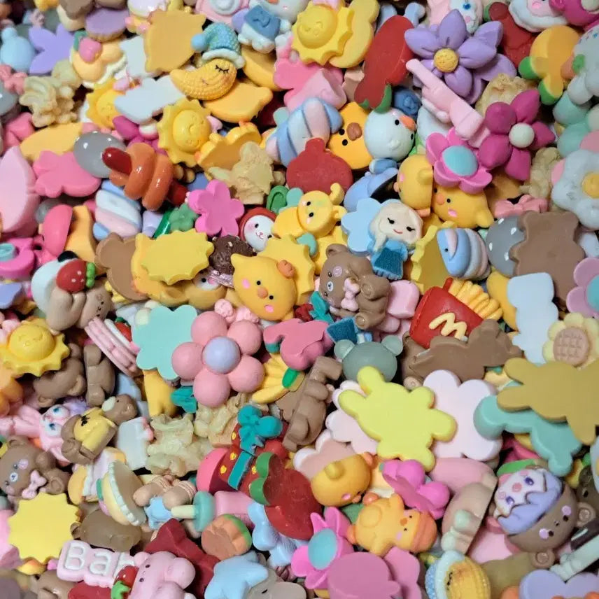 [BUNJANG] A13 Assorted Decorative Parts (240 Pieces) / A13 데코덴 파츠 믹스 탑꾸재료 240개당 랜덤