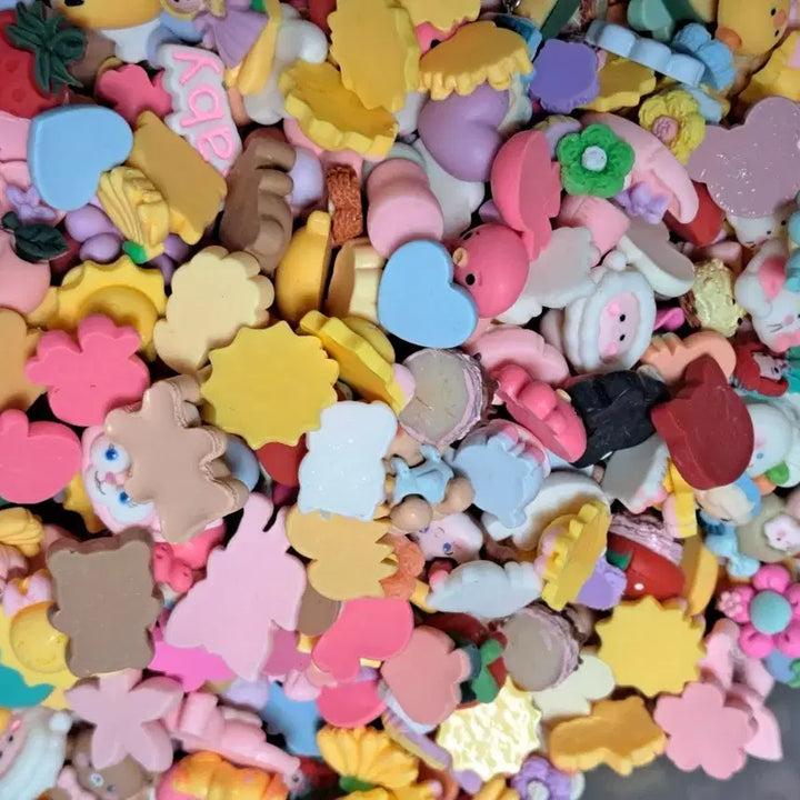 [BUNJANG] A13 Assorted Decorative Parts (240 Pieces) / A13 데코덴 파츠 믹스 탑꾸재료 240개당 랜덤