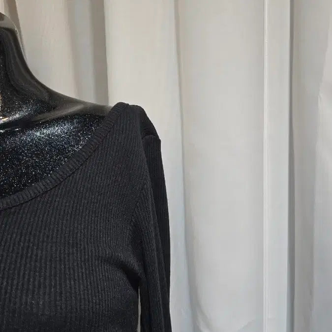 [BUNJANG] Black Ribbed Shirred Long Sleeve Top / 양쪽셔링 쇼트 골지 블랙 긴팔