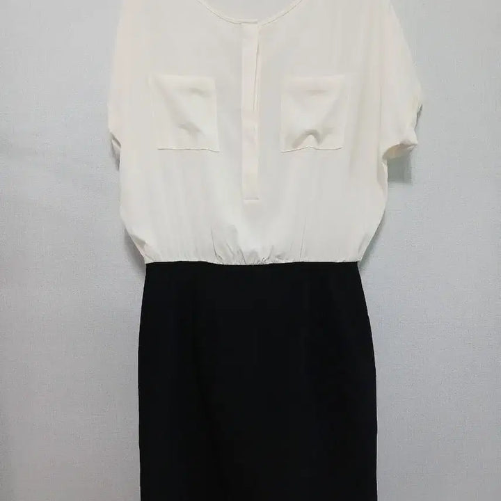 [BUNJANG] List White/Black Color Block Dress / 리스트 화이트/블랙 배색 원피스
