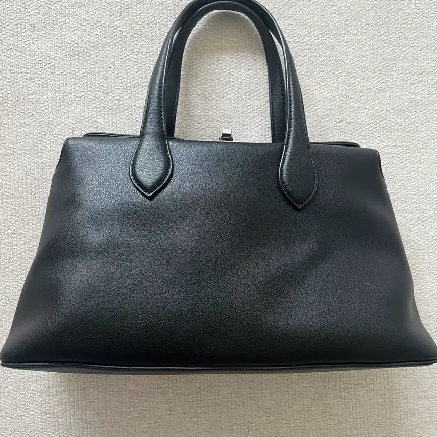 [BUNJANG] Loeuvre Cle Nouveau Tote Medium Bag / 루에브르 Cle Nouveau Tote Medium 가방