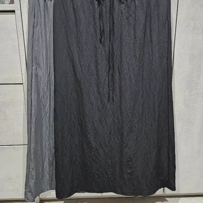 [SOLD OUT] 스트링 일자 롱스커트 블랙.차콜 2장 세트(새상품)