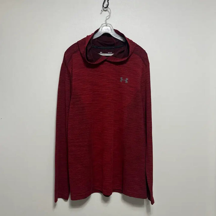 [SOLD OUT] 언더아머 레드 후드 기능성 긴팔 L
