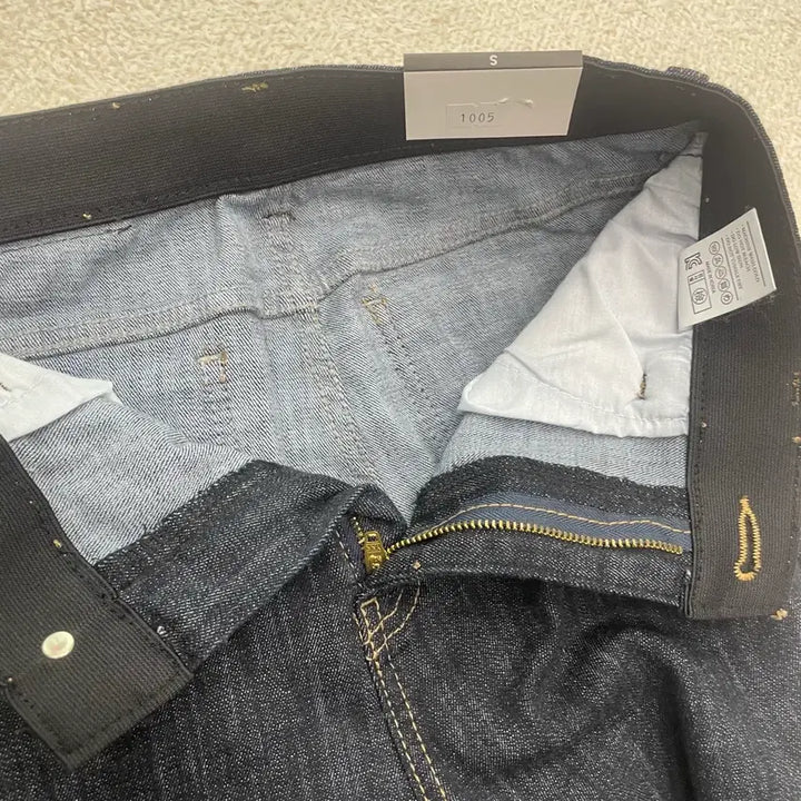 [BUNJANG] RONIEL Straight Denim Jeans / 로니엘 스트레이트 데님 청바지 (새상품)