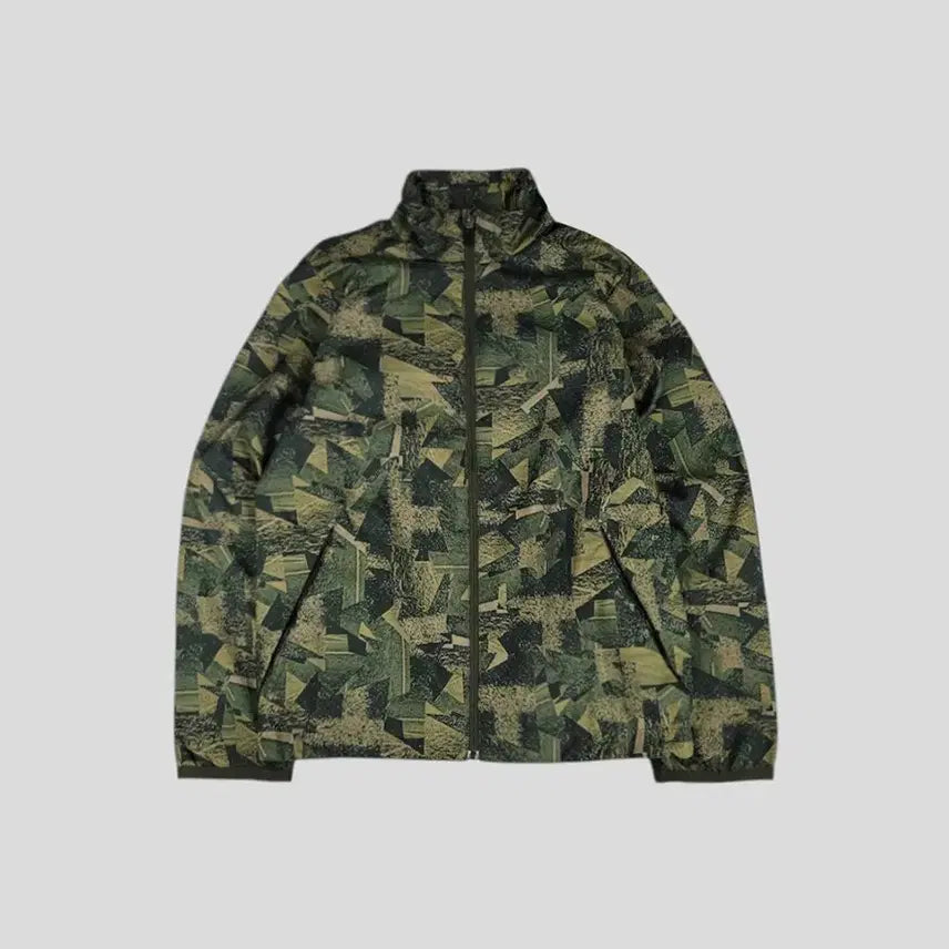 [BUNJANG] 나이키 그린톤 위장 기하학패턴 리얼트리 T90 이너메쉬 모크넥 바람막이 / 나이키 그린톤 위장 기하학패턴 리얼트리 T90 이너메쉬 모크넥 바람막이