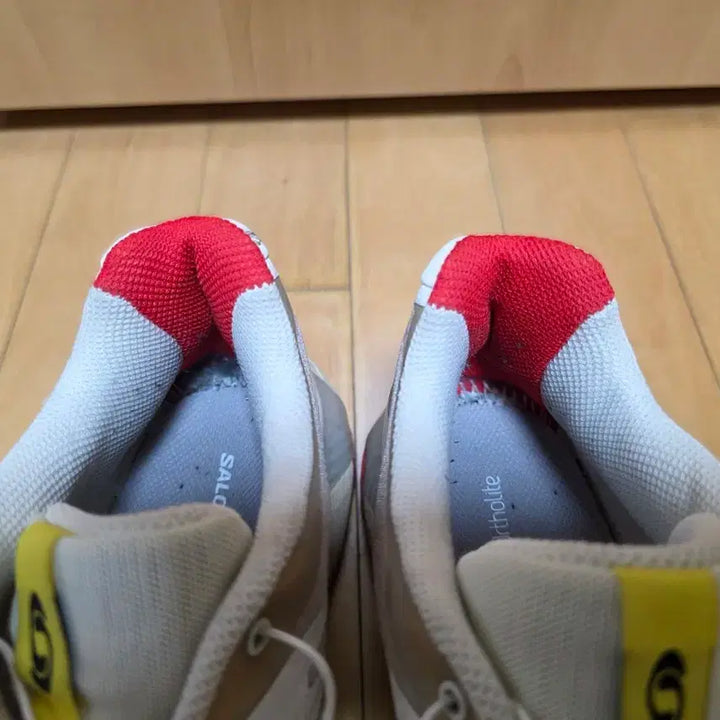 [SOLD OUT] 살로몬 XT-4 OG 바닐라아이스 265