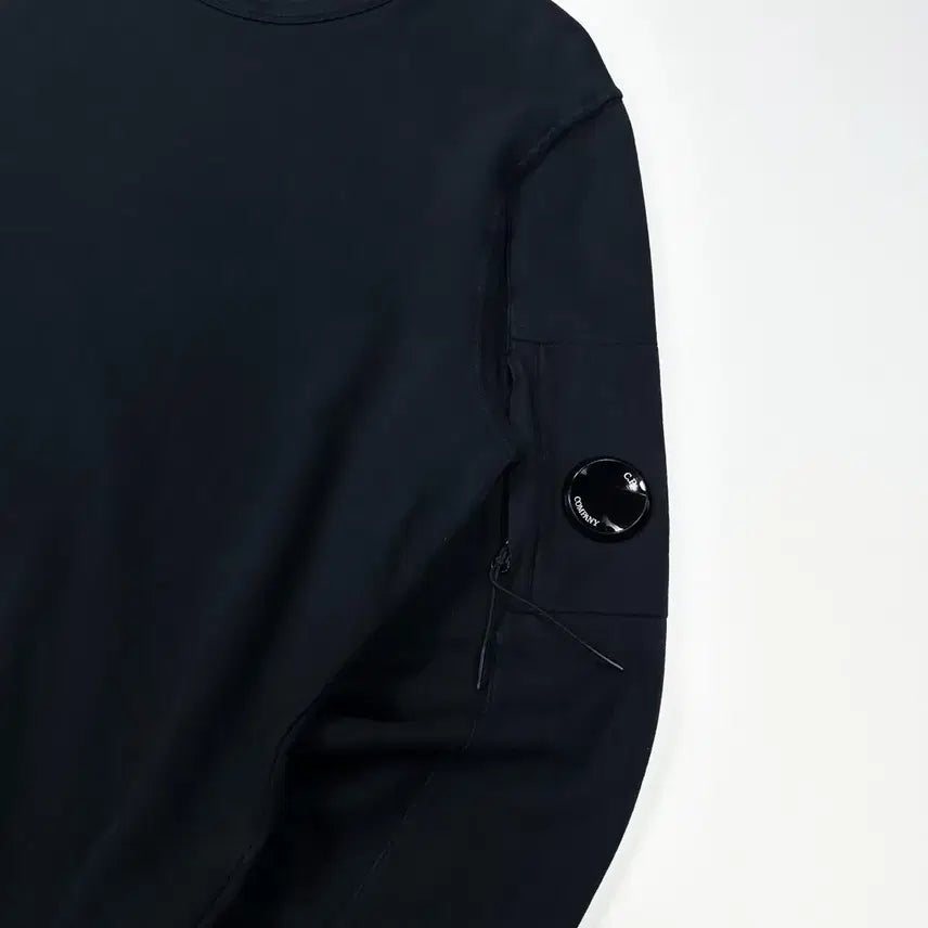 [SOLD OUT] (L) CP컴퍼니 베이직 와펜 슬리브 맨투맨 블랙