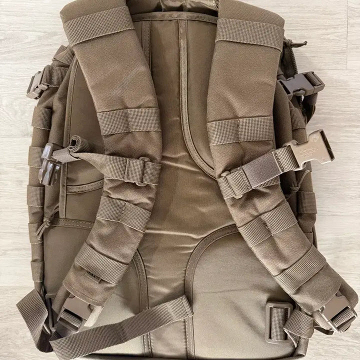 [SOLD OUT] 러쉬 24 511 택키컬 백팩 캥거루