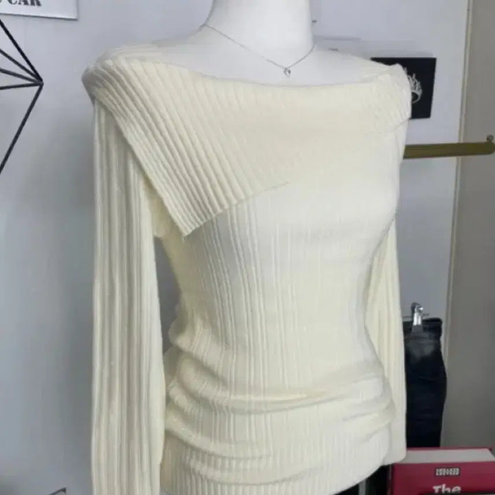 [BUNJANG] Ivory Off-shoulder Top / [새상품] 아이보리 오프숄더