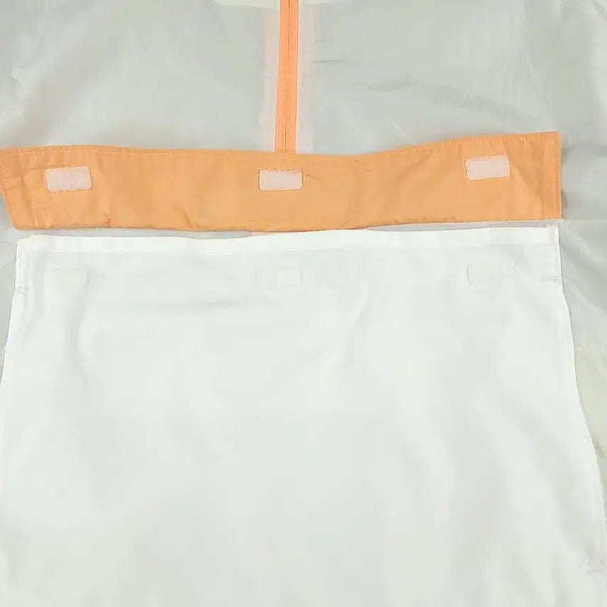 [BUNJANG] Under Armour Ivory Light Orange Reflective Logo Rush Half-Zip / 언더아머 아이보리 라이트오렌지 배색 리플렉티브 로고 러쉬 오버핏 하프집업