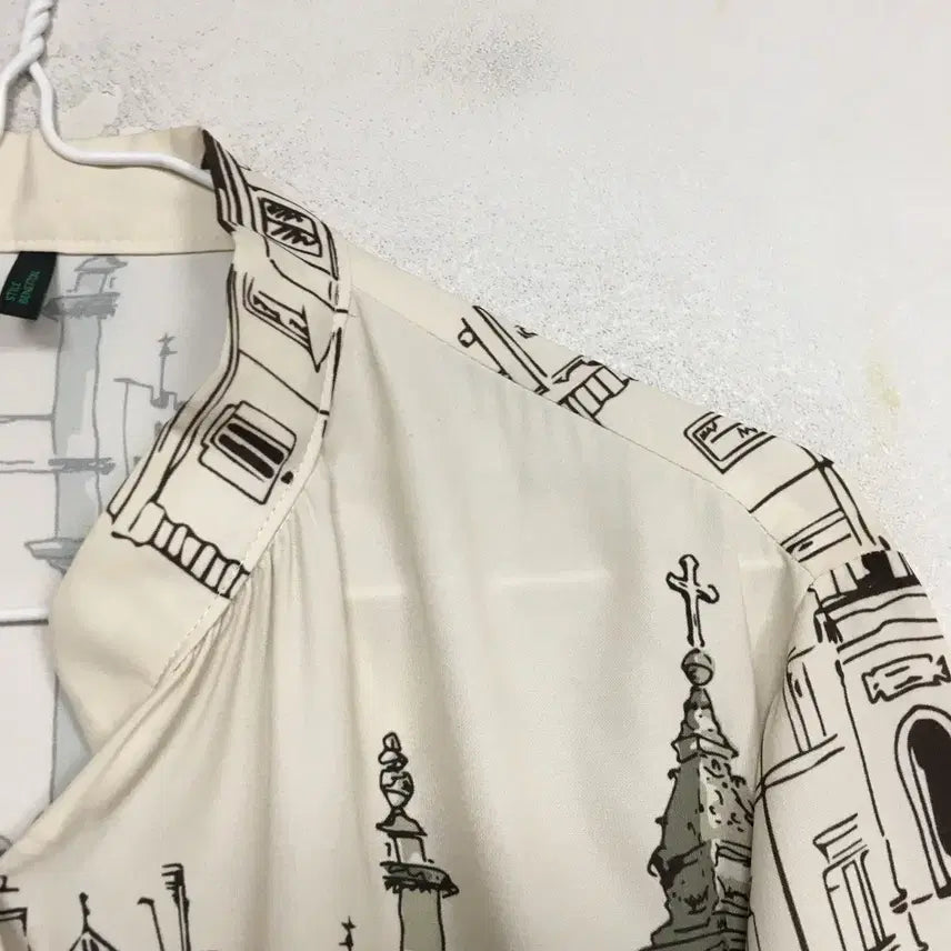 [BUNJANG] Benetton Printed Blouse / 베네통 프린팅 블라우스